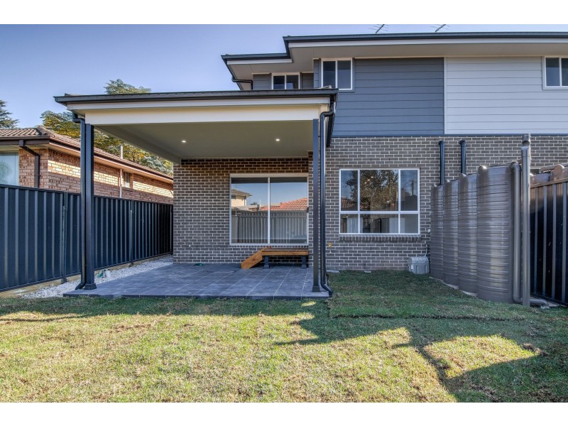 2/18 Nixon Street, Emu Plains NSW 2750
