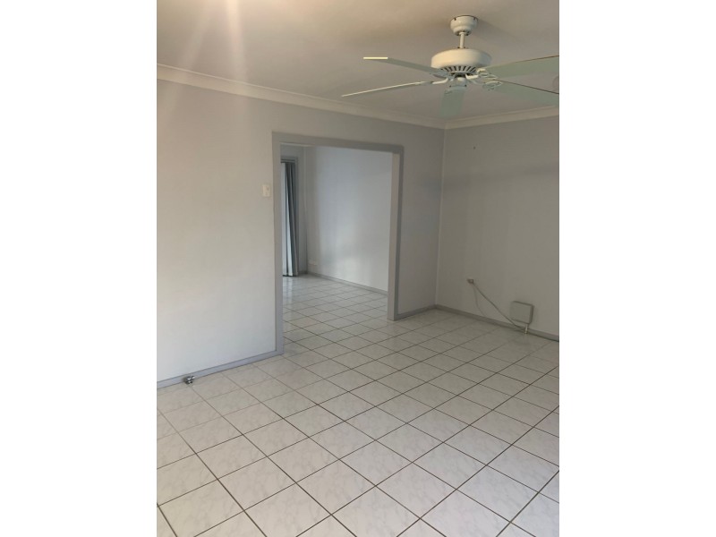 13 Kennedy Drive, South Penrith NSW 2750