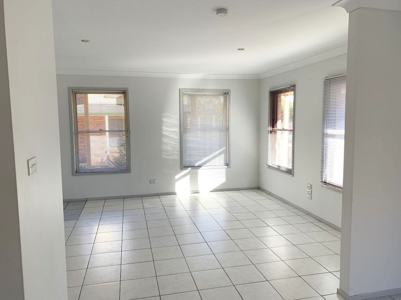 1/206 Derby Street, Penrith NSW 2750