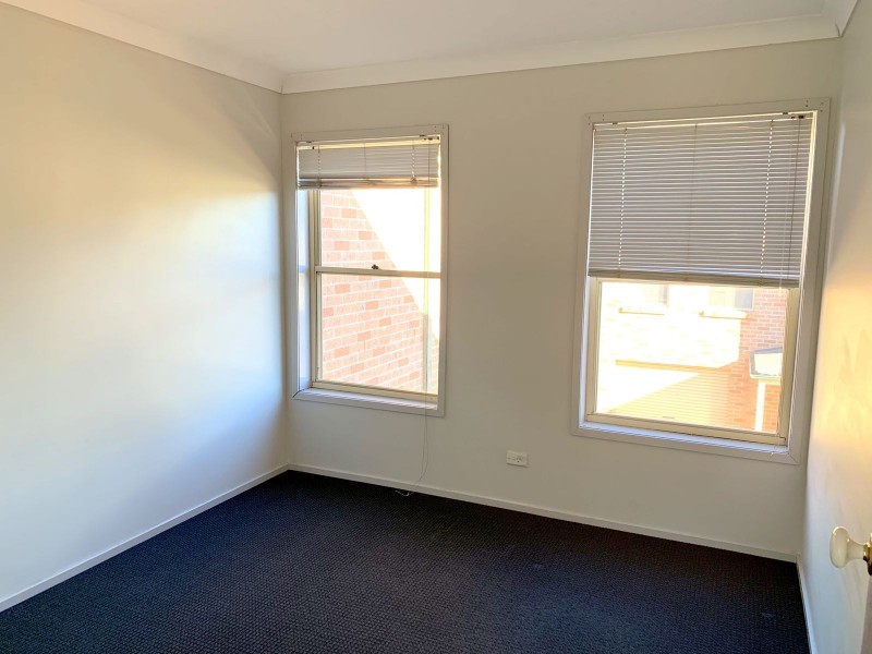 1/206 Derby Street, Penrith NSW 2750