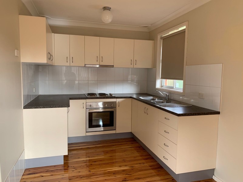 33 Carinda Drive, South Penrith NSW 2750