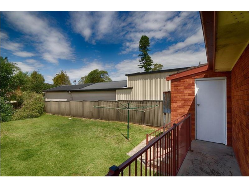 8 Sheba Crescent, South Penrith NSW 2750