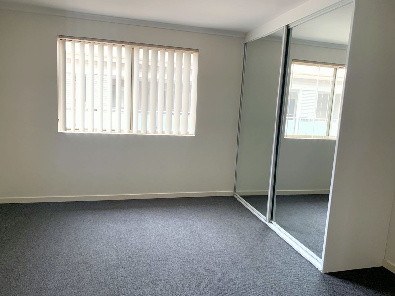 4/8 Colless Street, Penrith NSW 2750