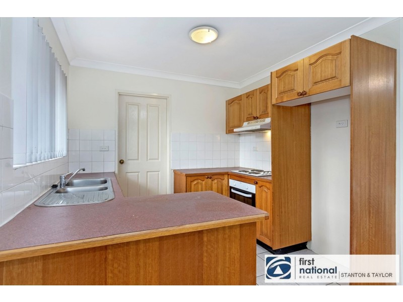 2/10 Dent Street, Penrith NSW 2750