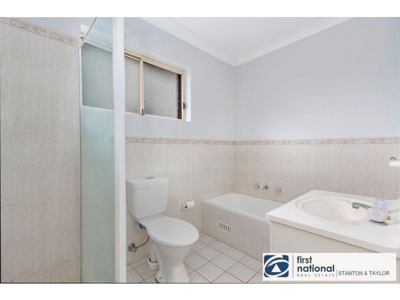 2/10 Dent Street, Penrith NSW 2750