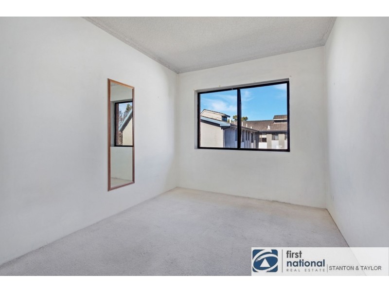 16/17a York Road, Jamisontown NSW 2750