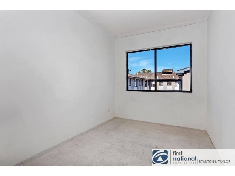 16/17a York Road, Jamisontown NSW 2750