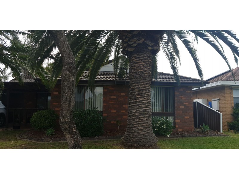18 Racecourse Road, South Penrith NSW 2750
