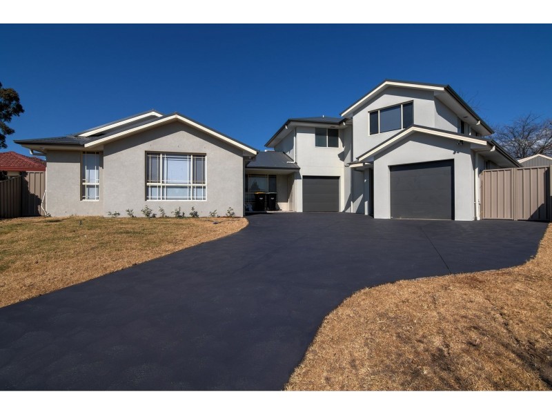 5a Field Place, Cranebrook NSW 2749