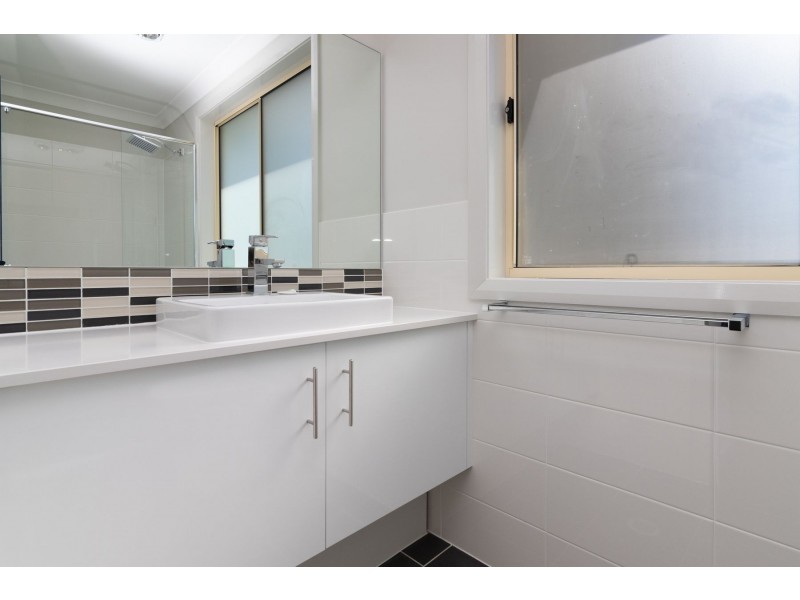 5a Field Place, Cranebrook NSW 2749