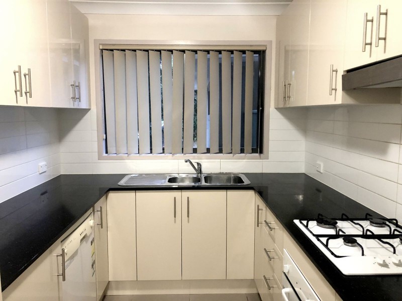 3/84 Woodlands Drive, Glenmore Park NSW 2745