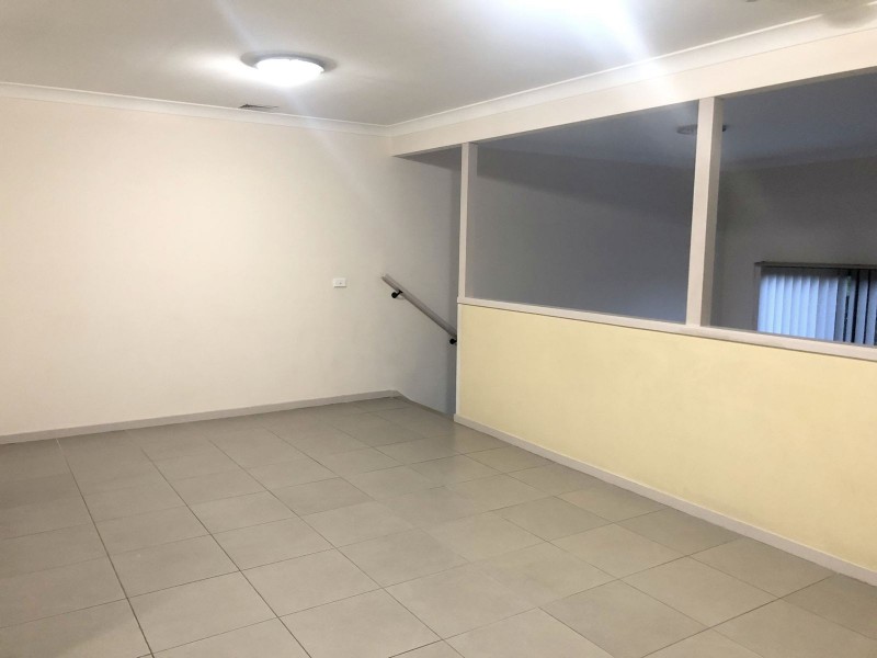 3/84 Woodlands Drive, Glenmore Park NSW 2745