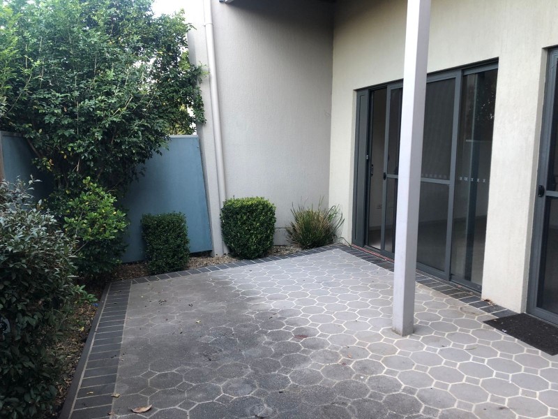 3/84 Woodlands Drive, Glenmore Park NSW 2745