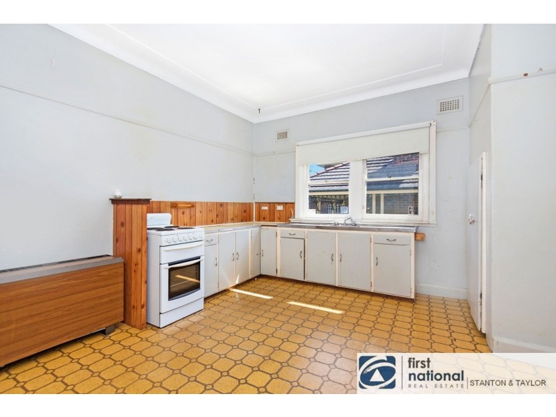 83 Lethbridge Street, Penrith NSW 2750