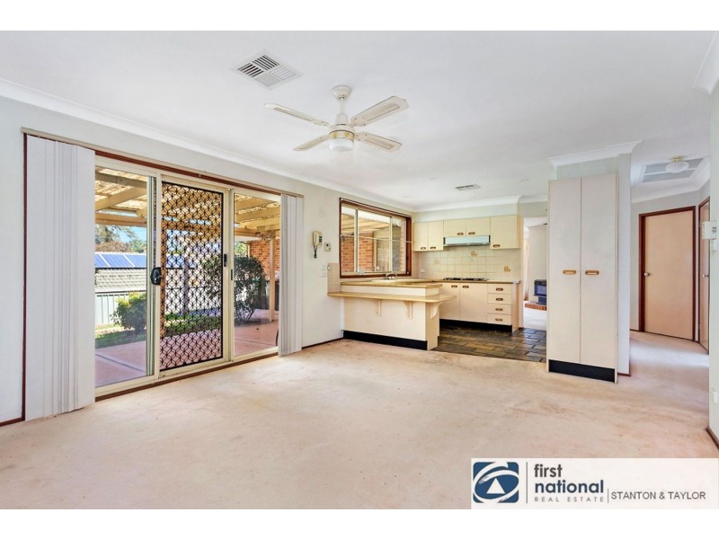 2 Owens Place, Cranebrook NSW 2749