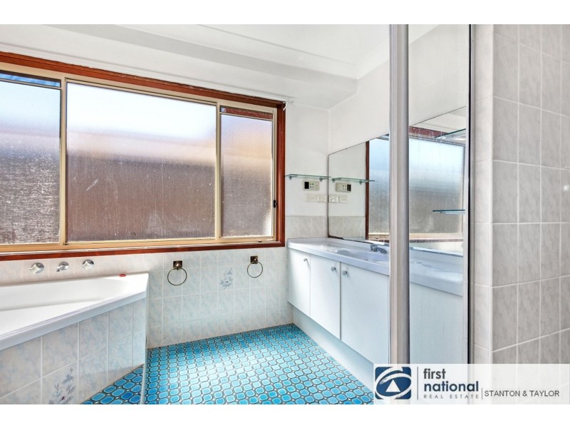 2 Owens Place, Cranebrook NSW 2749