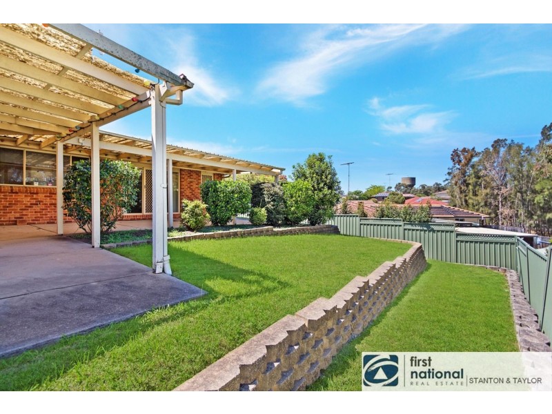 2 Owens Place, Cranebrook NSW 2749