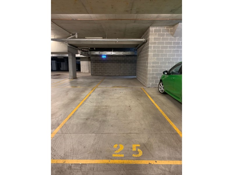 25/21-25 Orth Street, Kingswood NSW 2747