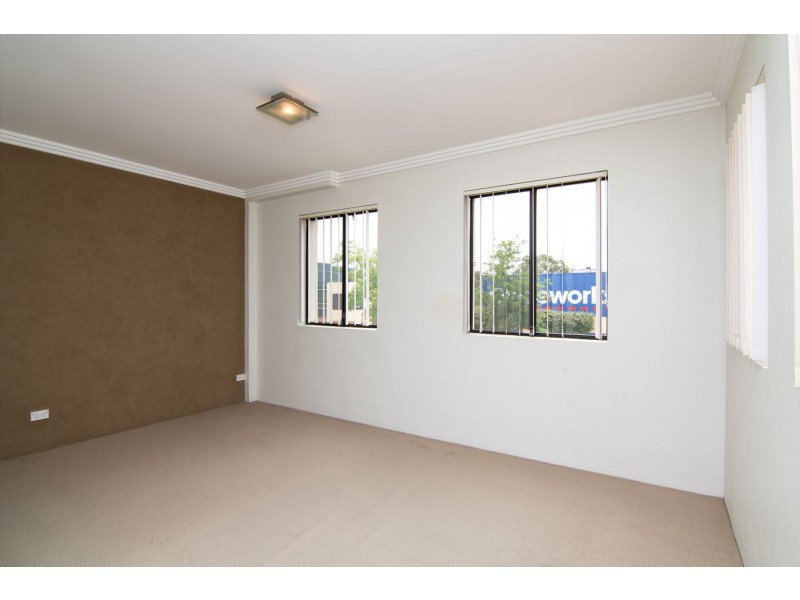 8/282-284 High Street, Penrith NSW 2750