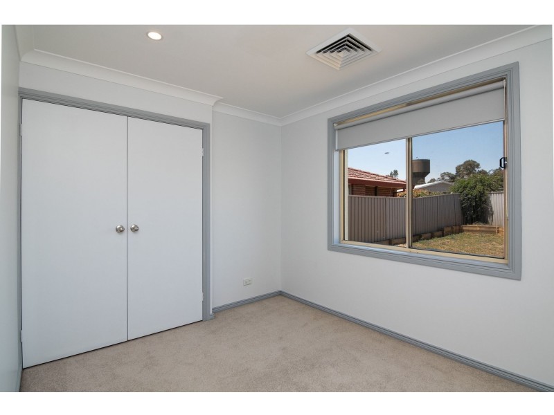 5 Field Place, Cranebrook NSW 2749