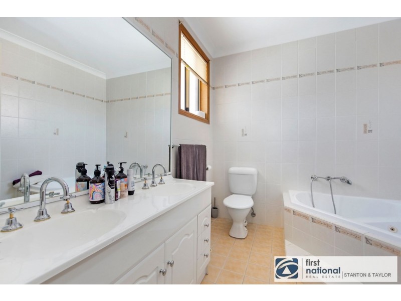 12 Waterford Way, Glenmore Park NSW 2745