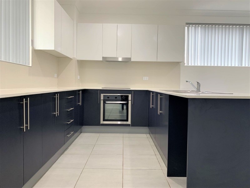 8/4 Colless Street, Penrith NSW 2750