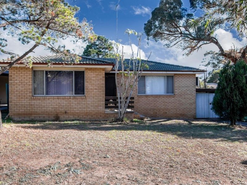 11 Lindsay Crescent, South Penrith NSW 2750