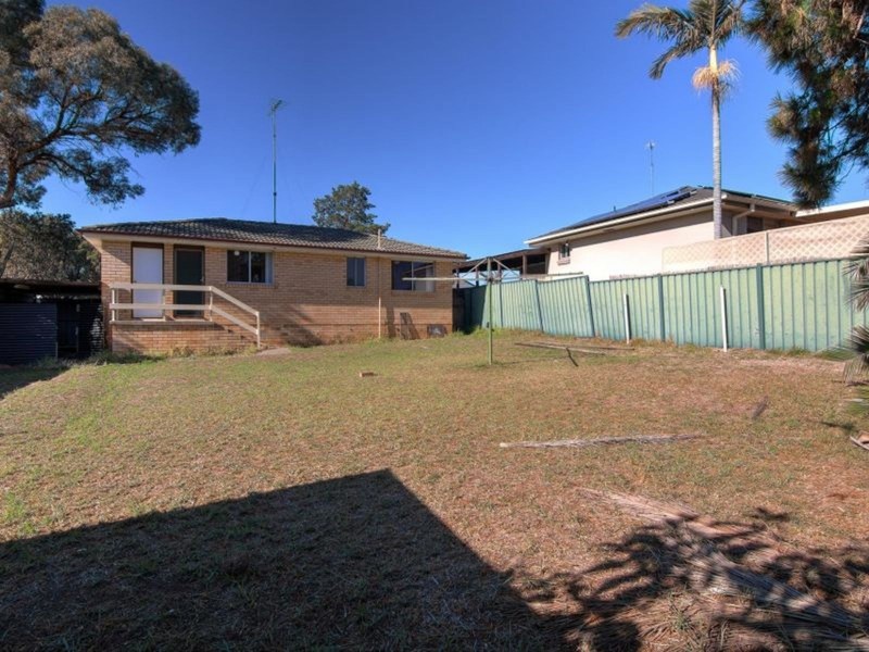 11 Lindsay Crescent, South Penrith NSW 2750