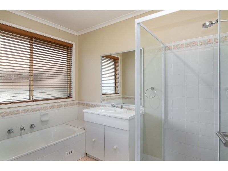 4 Barrett Place, Cranebrook NSW 2749