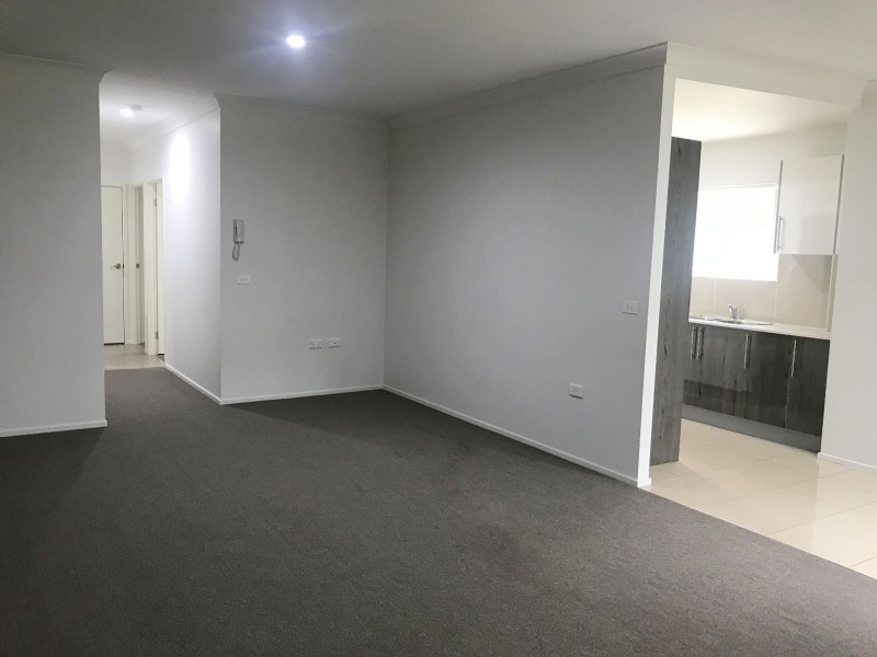 2/11 Regentville Road, Penrith NSW 2750