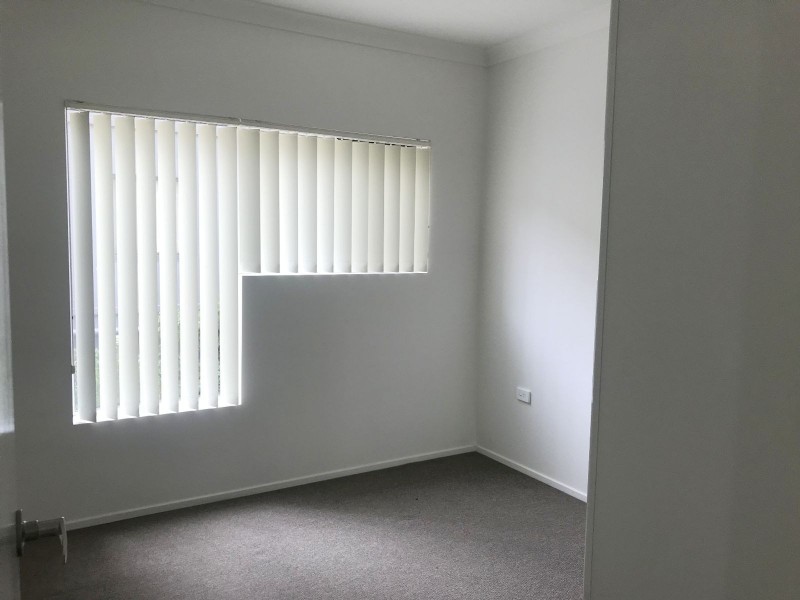 2/11 Regentville Road, Penrith NSW 2750