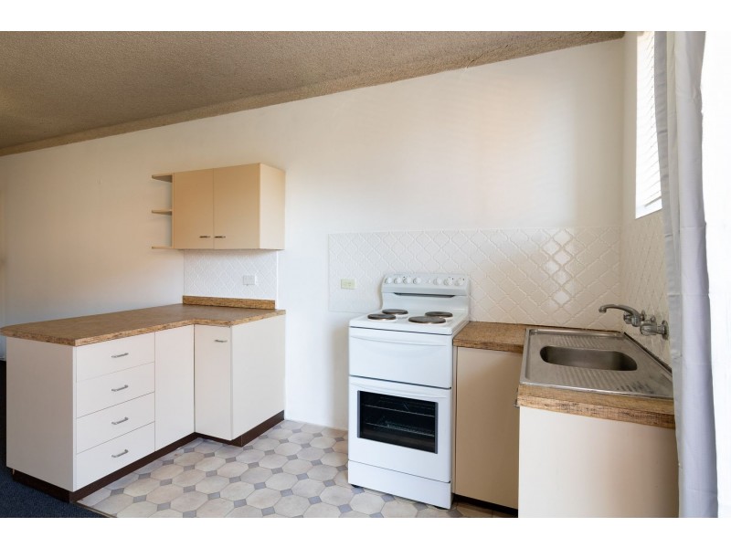 2/15-17 First Street, Kingswood NSW 2747