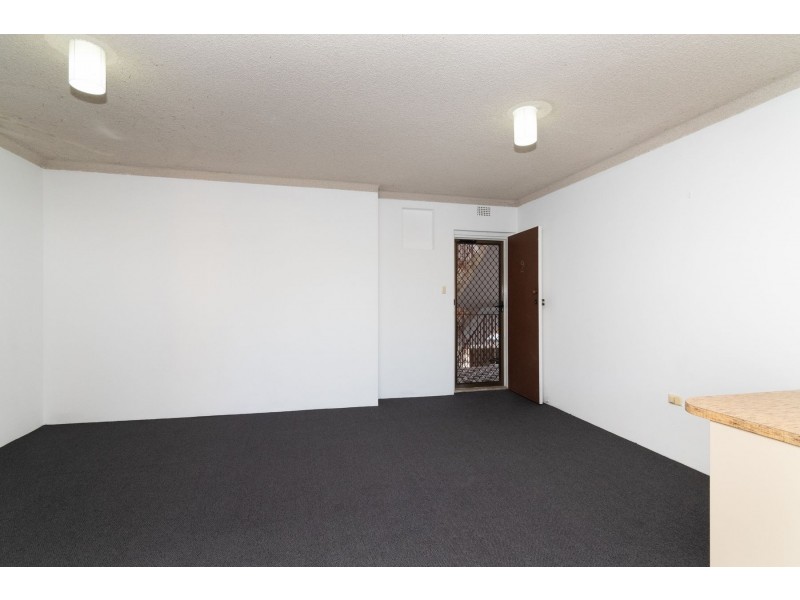 2/15-17 First Street, Kingswood NSW 2747