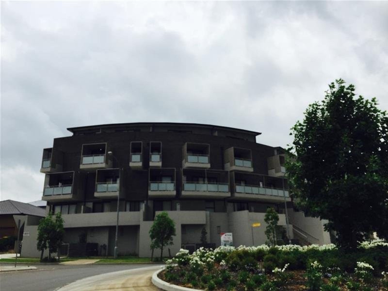 6/1 Glenmore Ridge Drive, Glenmore Park NSW 2745