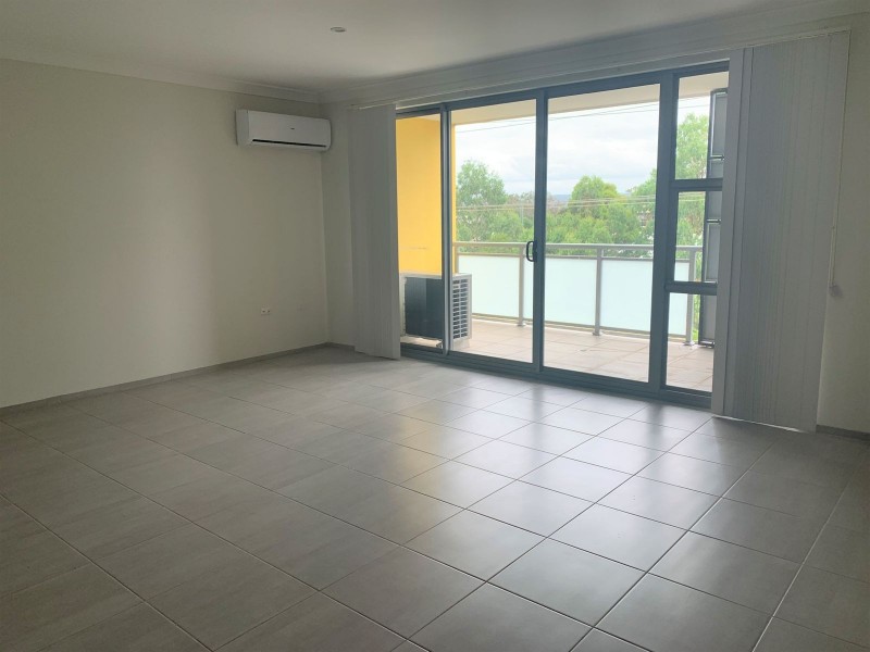 13/4 Colless Street, Penrith NSW 2750