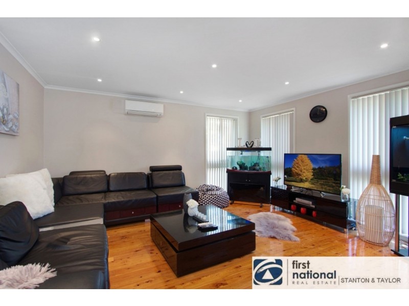 21 Scenic Circuit, Cranebrook NSW 2749