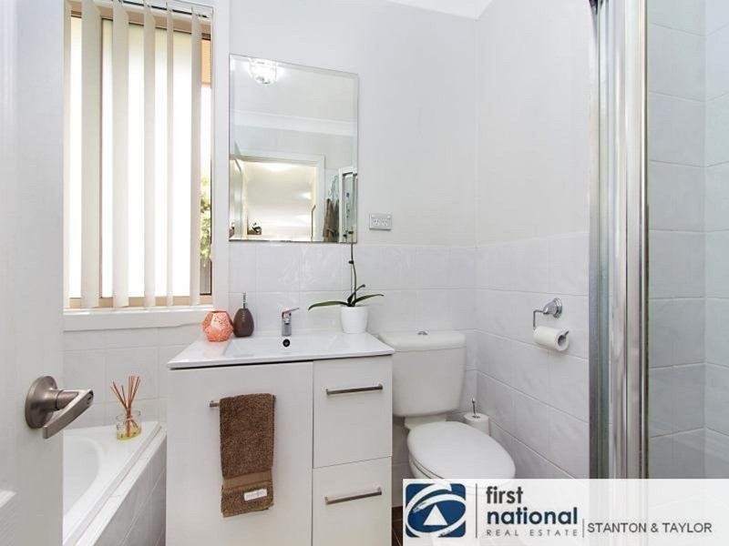 2/161 Victoria Street, Cambridge Park NSW 2747