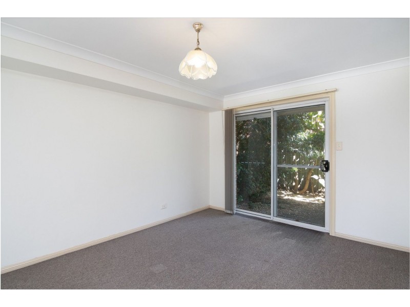 2/29 Bringelly Road, Kingswood NSW 2747