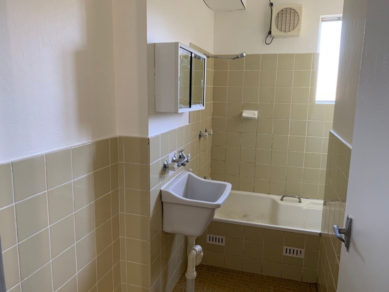 2/134 Lethbridge Street, Penrith NSW 2750