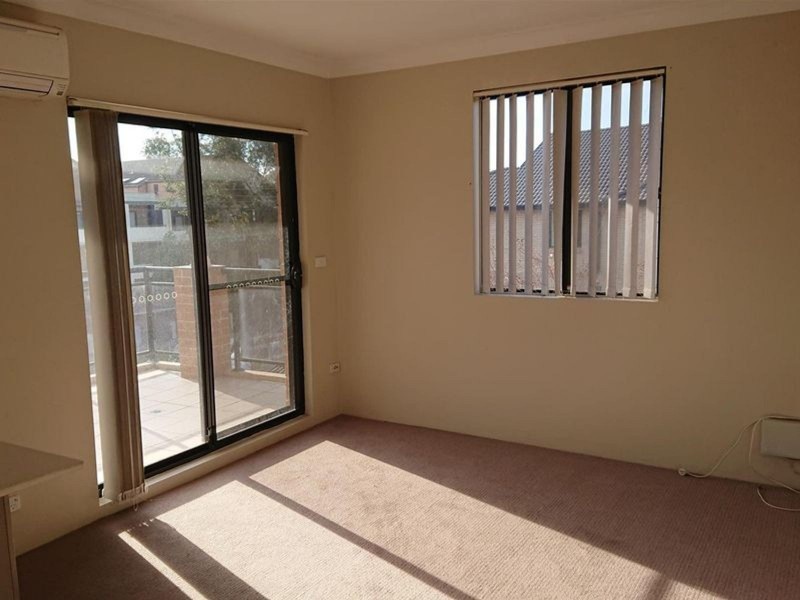 16/10-12 Regentville Road, Jamisontown NSW 2750