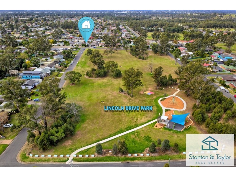 4 Lincoln Drive, Cambridge Park NSW 2747