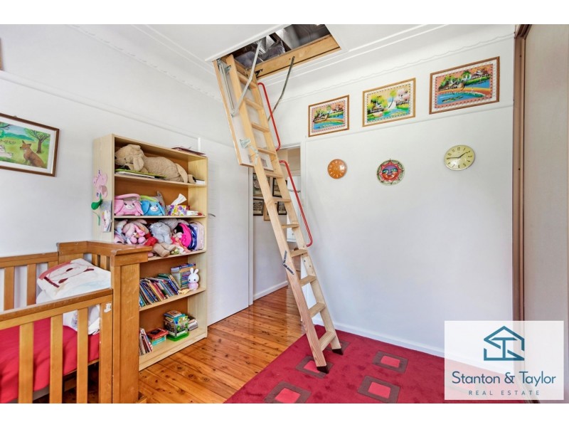 34 Ladbury Avenue, Penrith NSW 2750