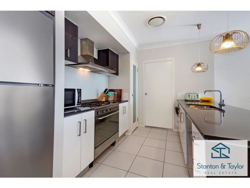 14 Hassall Way, Glenmore Park NSW 2745