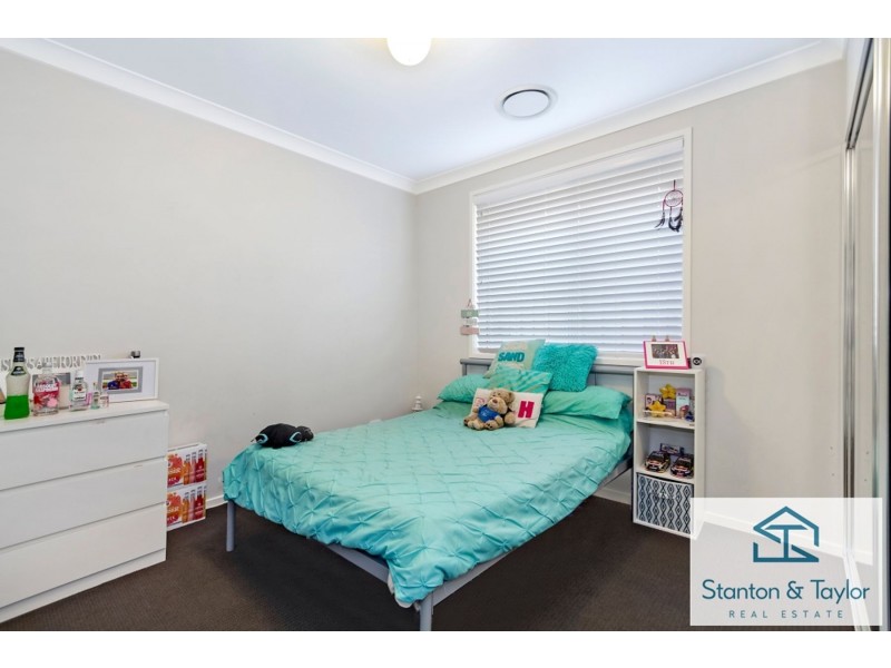 14 Hassall Way, Glenmore Park NSW 2745