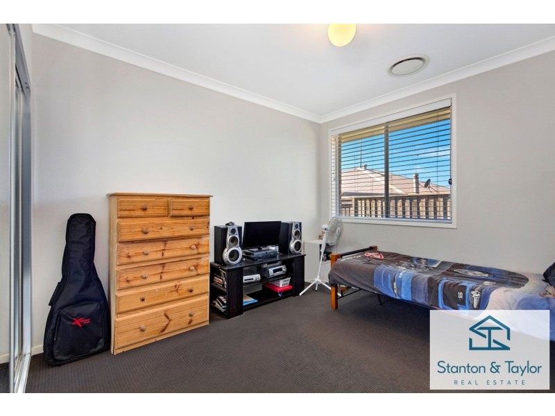 14 Hassall Way, Glenmore Park NSW 2745