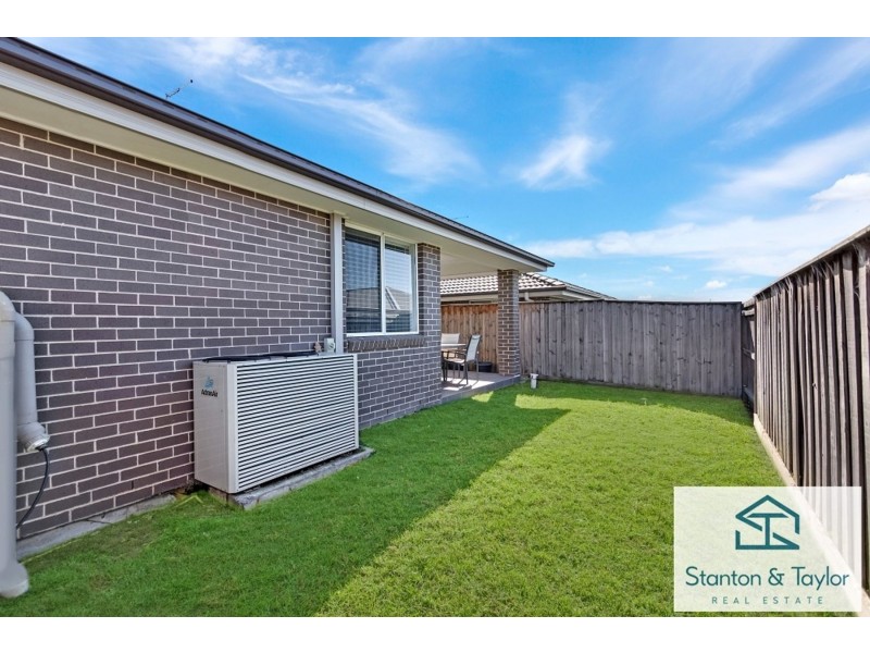 14 Hassall Way, Glenmore Park NSW 2745