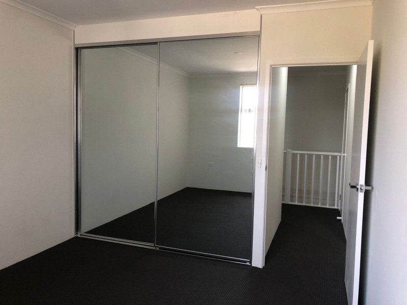 33/4 Colless Street, Penrith NSW 2750