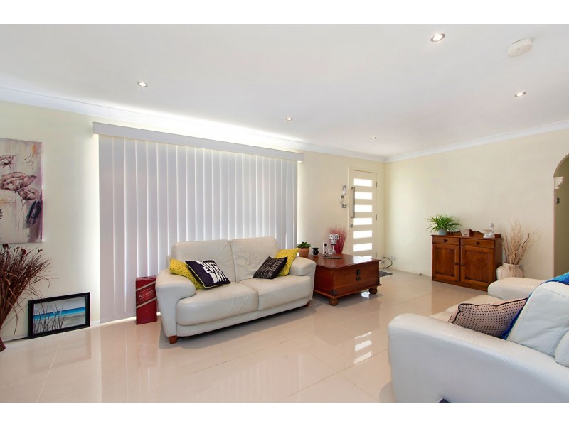 1 Farrar Place, Jamisontown NSW 2750
