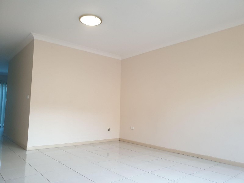 12/26 Luttrell Street, Glenmore Park NSW 2745