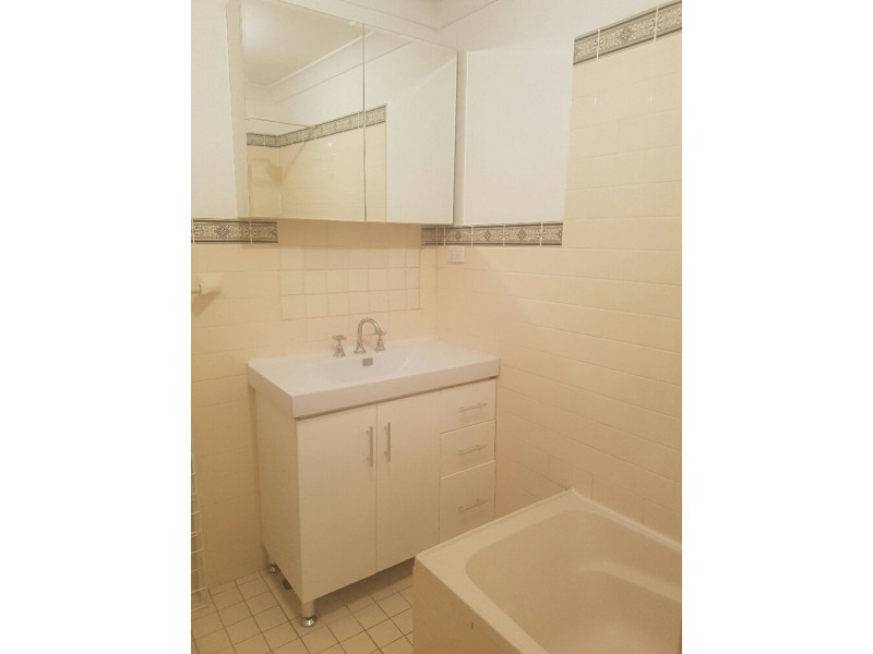 17/21 Castlereagh street, Penrith NSW 2750